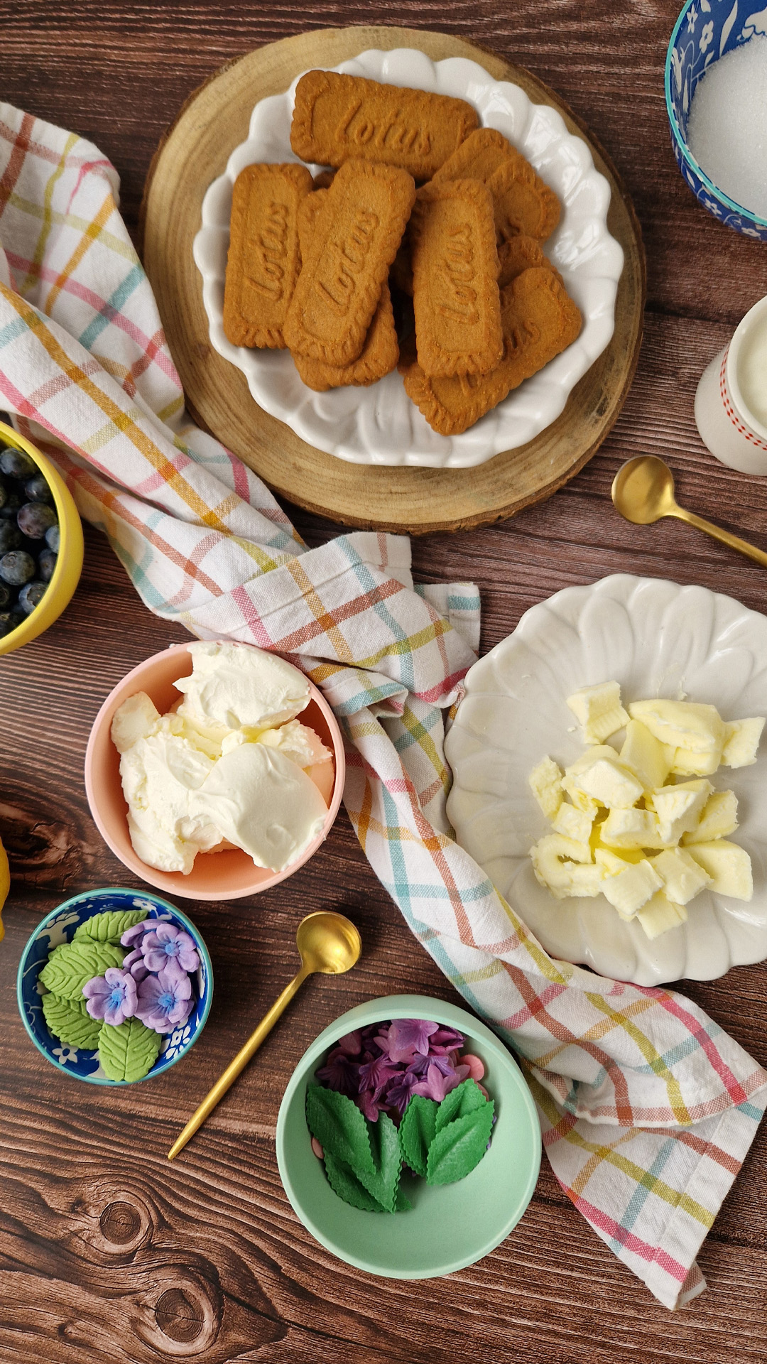Kit Decoración: Pegamento + Flores de Oblea Comestibles